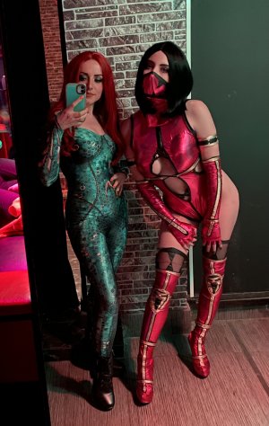 Athena Cosplay Photo #9