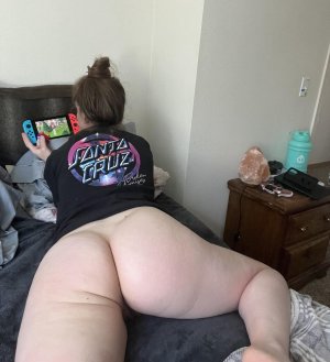 Adorablelilli Photo #10