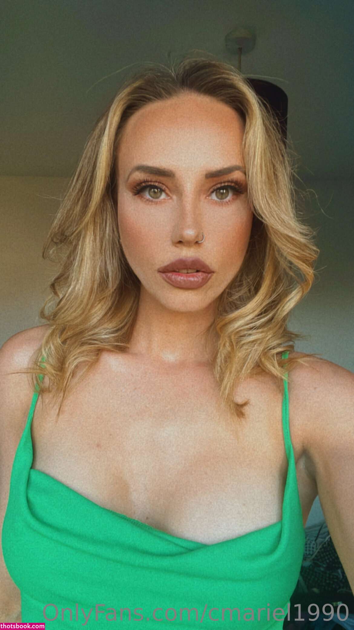 Cerimarie1990 Photo #40