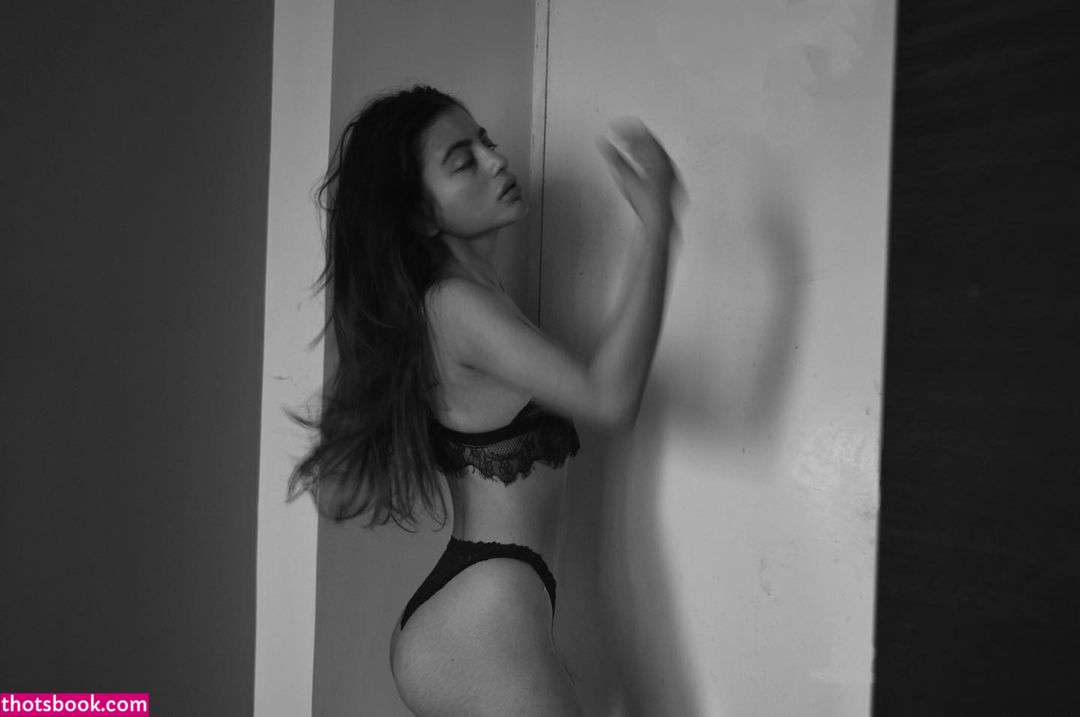 Swagata Sanyal Photo #5