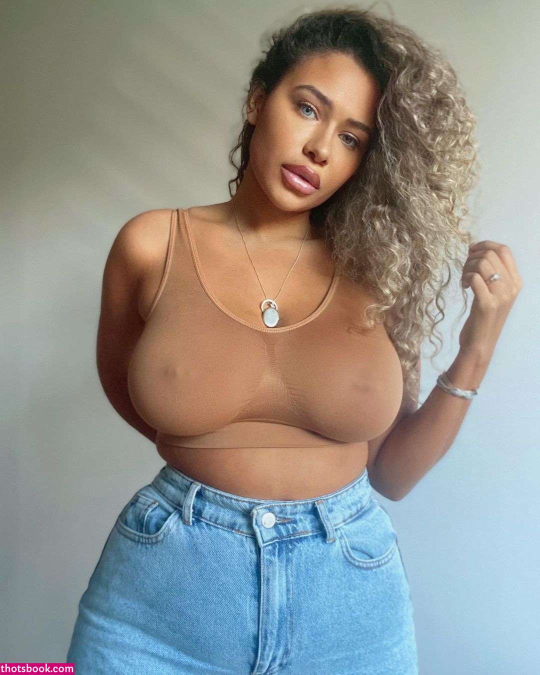 Chanelle Mauricette Photo #2