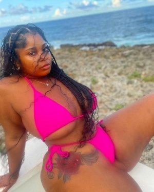 Truebeauty334 Photo #2