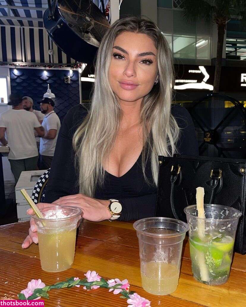 Sabrina Nic Photo #57