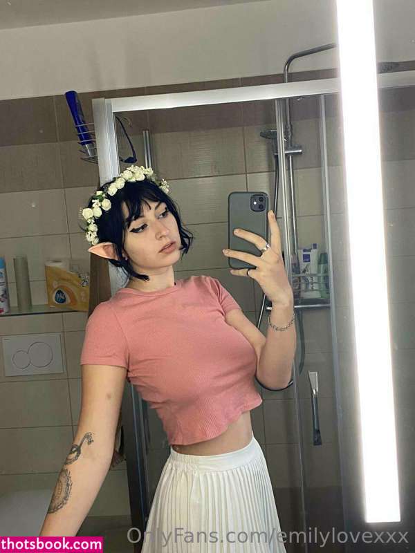 Emilylovexxx Photo #7