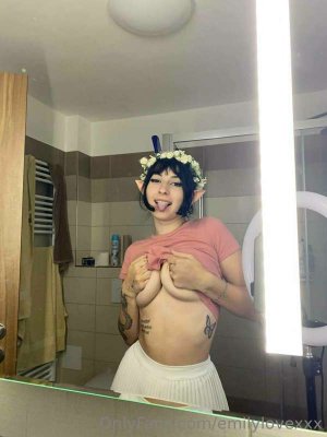 Emilylovexxx Post #4