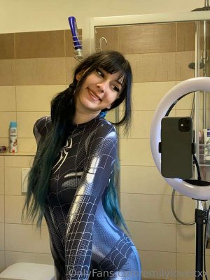 Emilylovexxx Photo #12