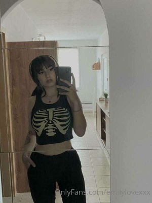 Emilylovexxx Photo #51