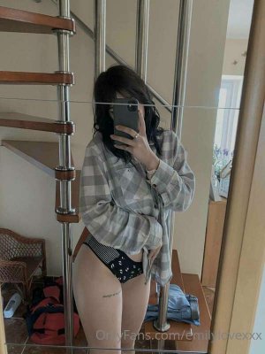 Emilylovexxx Photo #69