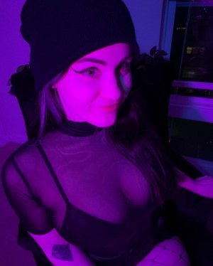 Concealedbones Photo #18