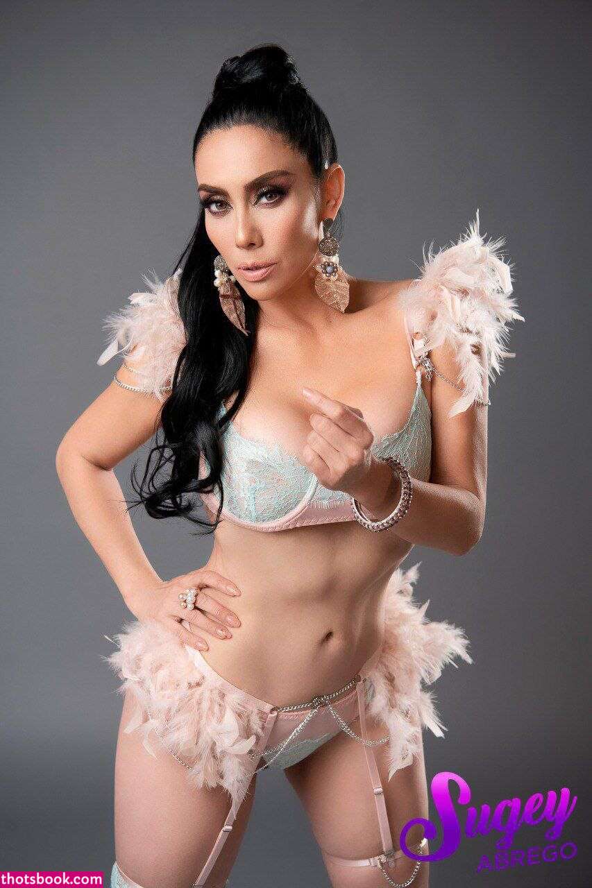 Sugey Abrego Photo #13