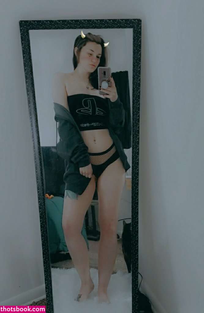 Concealedbones Photo #35