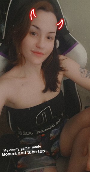 Concealedbones Photo #49