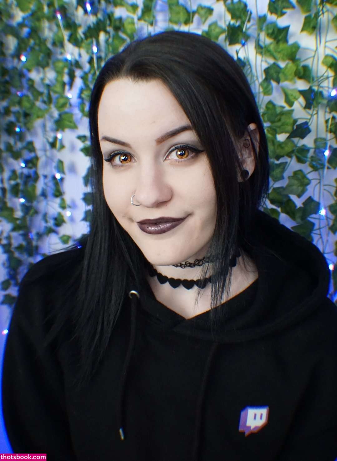 Concealedbones Photo #63