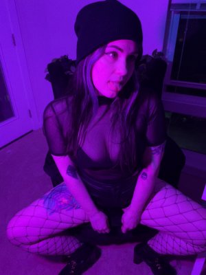 Concealedbones Photo #94