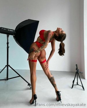 Elizabeth Definhy Post #12