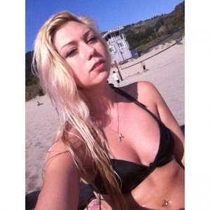 Nicole Skyes Photo #13