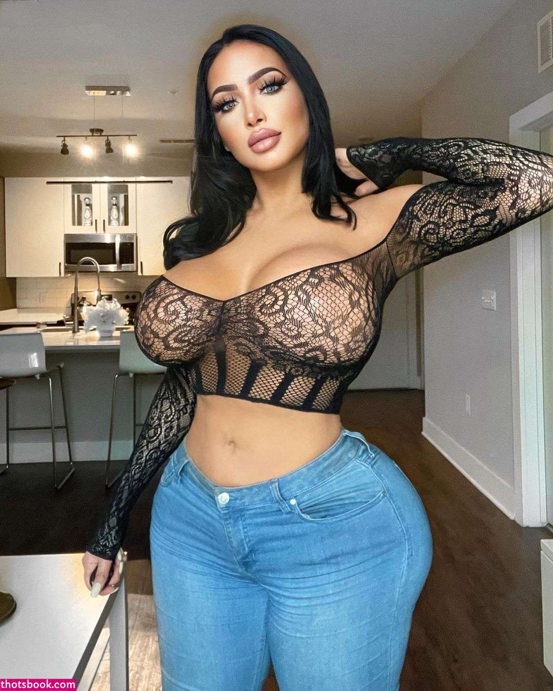 Anel Peralta Photo #38