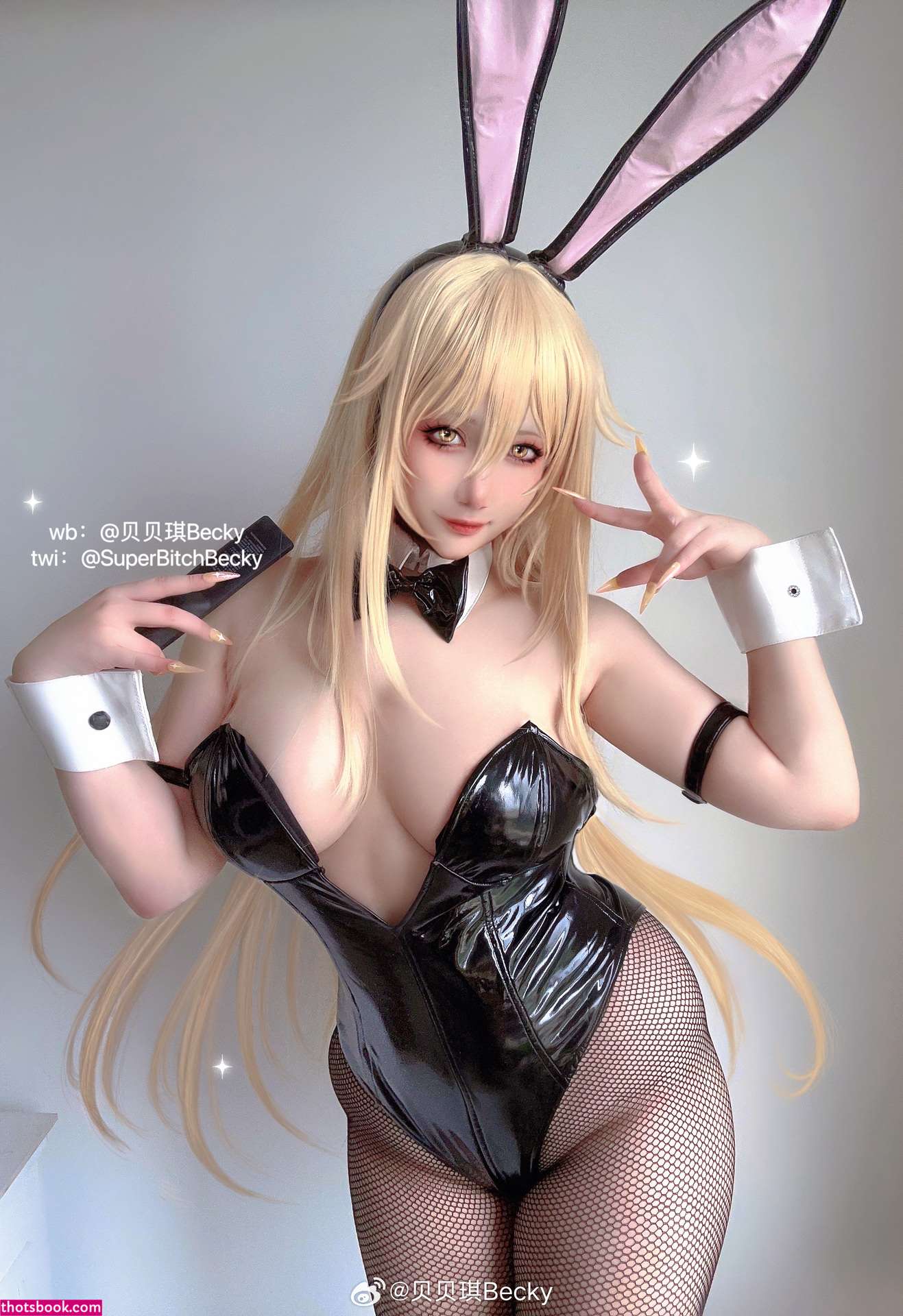 Superbitchbecky Photo #4