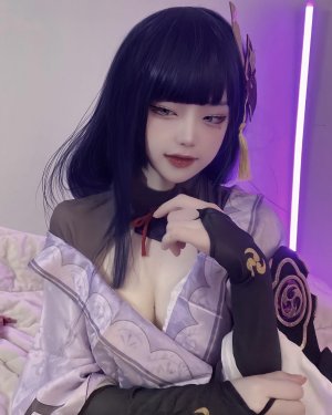 hinachan01 Photo #30