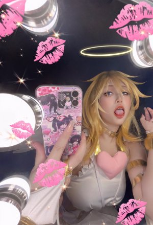 Superbitchbecky Photo #96