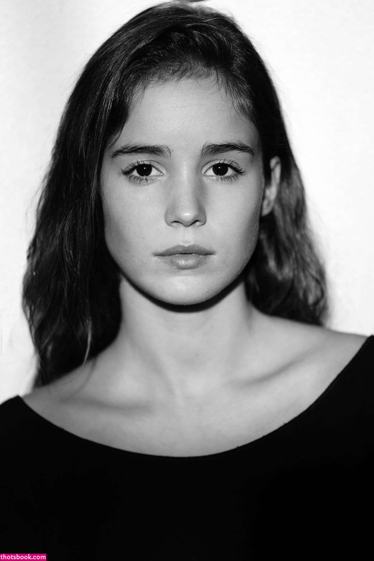 Alba Baptista Photo #55