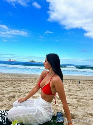 Catherine Migliorini Photo #22