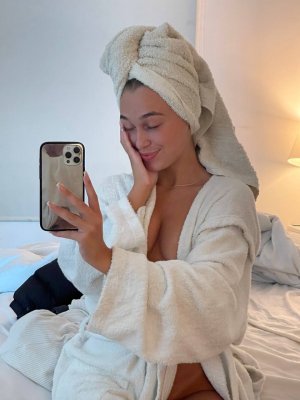 Georgina Rose Photo #9