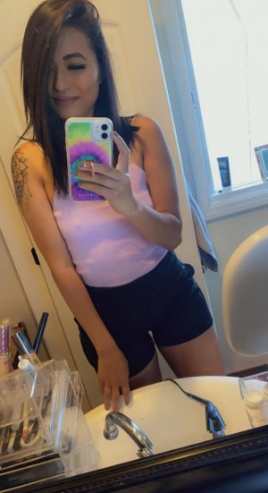 randomsuburbanite Photo #5