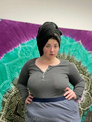 Ashleylynn1323 Photo #2