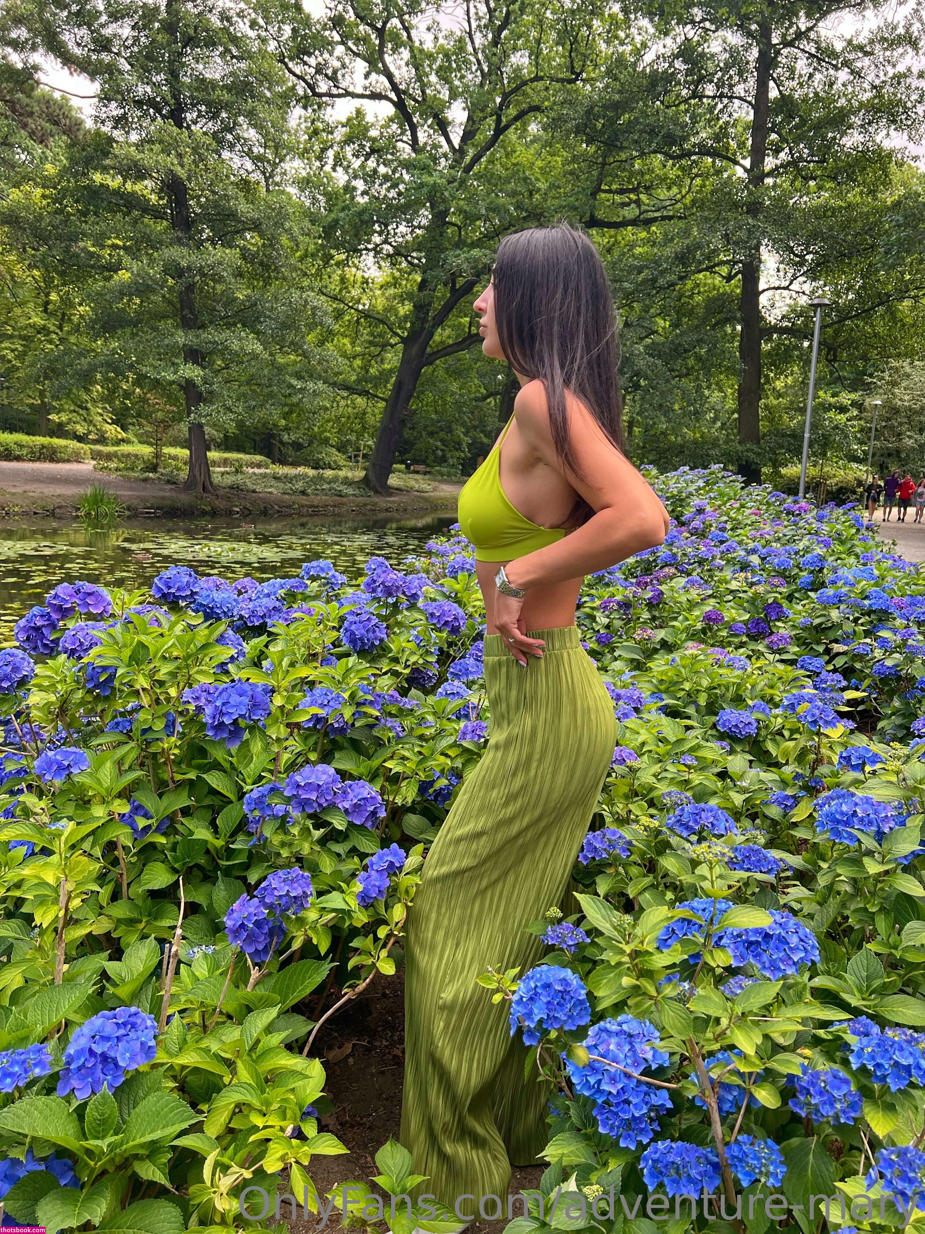 Aventure Marie Photo #27