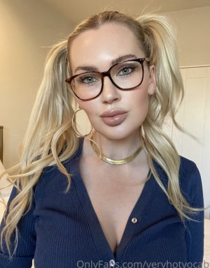 veryhotvocab Photo #3