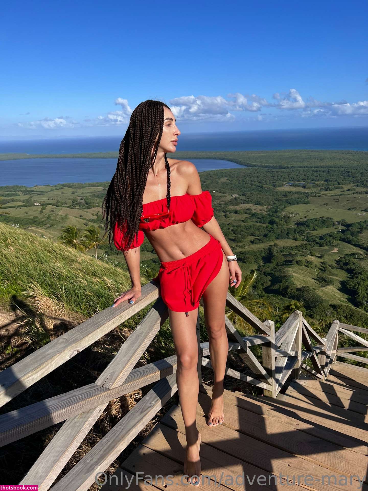 Aventure Marie Photo #60