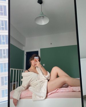 buseeylmaz97 Photo #6