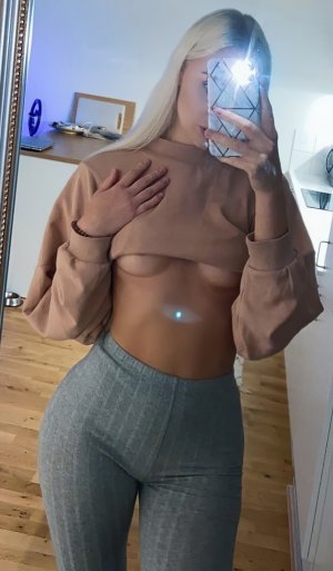 Swedish Linnea Photo #28