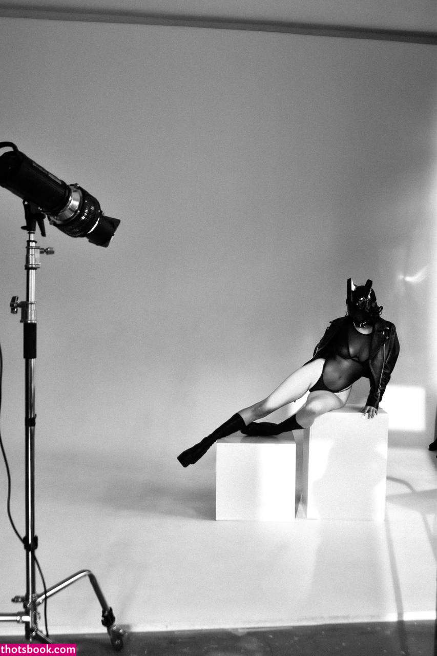 Anannke Anna Photo #8