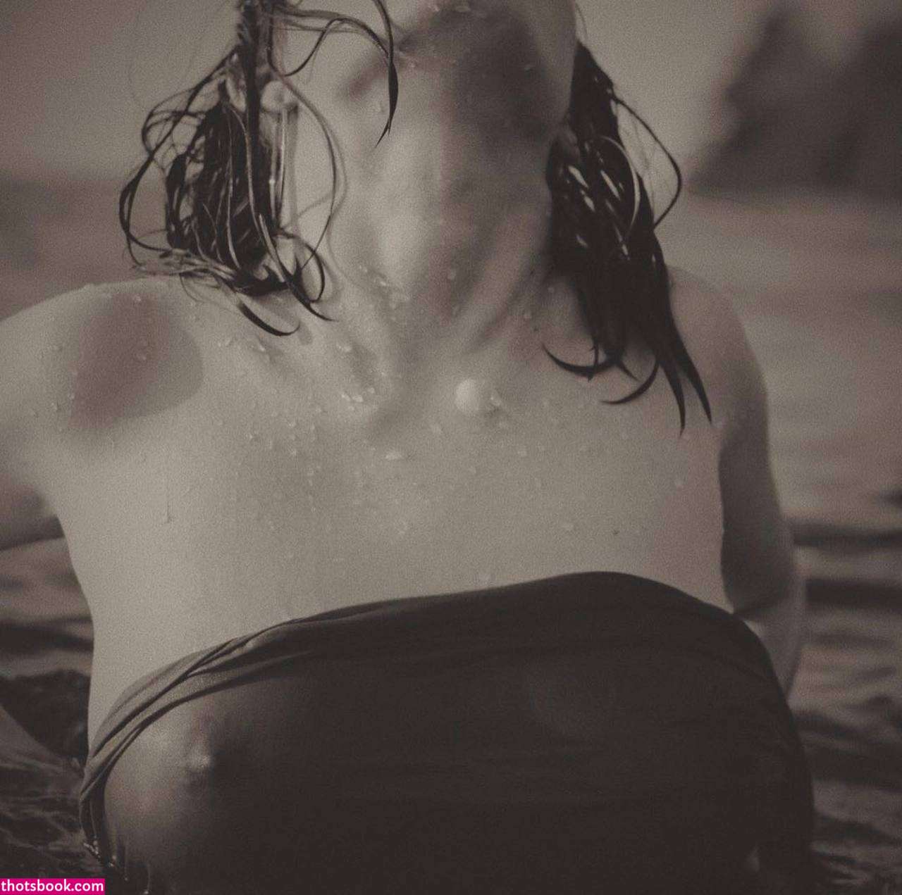 Anannke Anna Photo #9