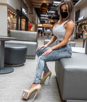 Autumn Blair Photo #52