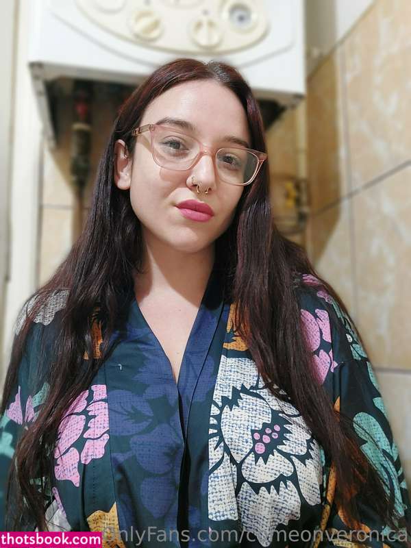 Cumonveronica Photo #41