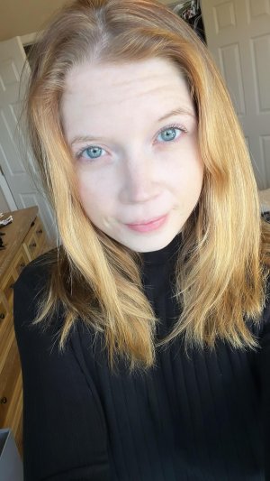 Peachy Noel Photo #3