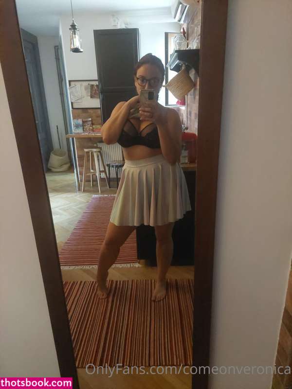 Cumonveronica Photo #96