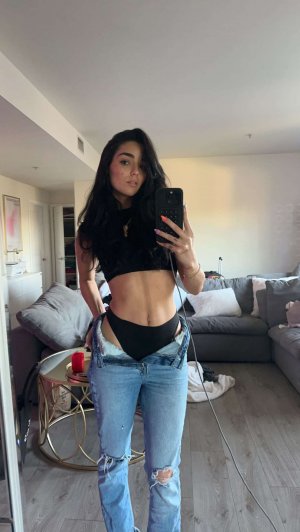 Indiana Massara Photo #23