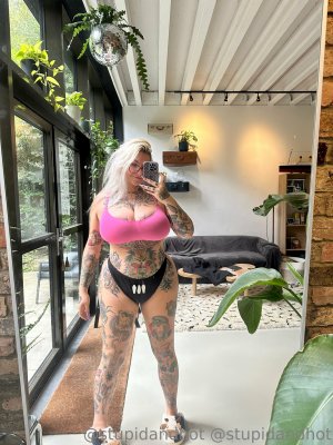 Stupidandhot Post #1