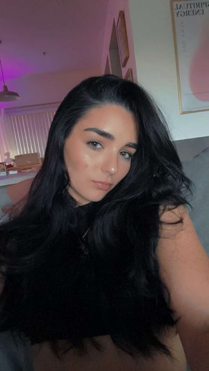 Indiana Massara Photo #32