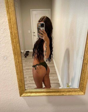 Kinllley Kinsrealm Photo #59