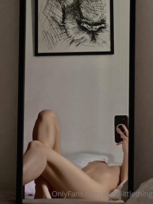 pretylittlething Photo #10