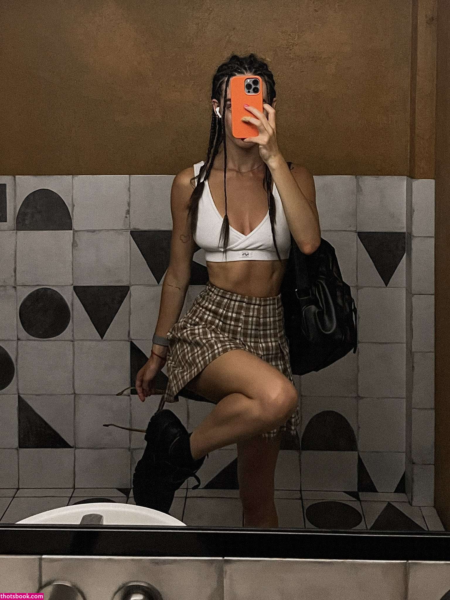 pretylittlething Photo #12