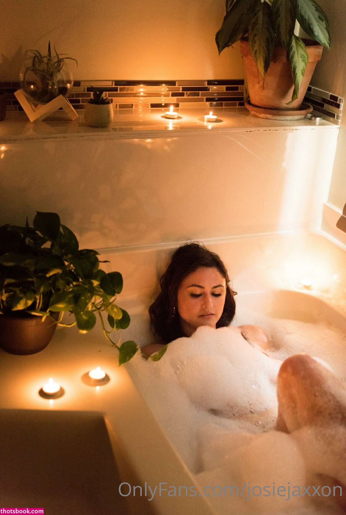 Josiejaxxonhotwife Photo #32