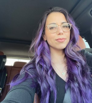 Laura Bailey Photo #32