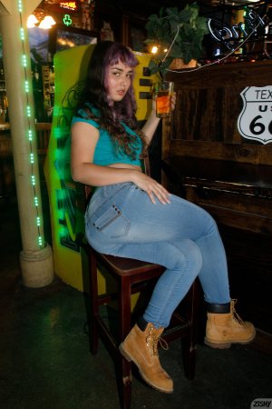 Lilsweetheartbreaker Photo #8