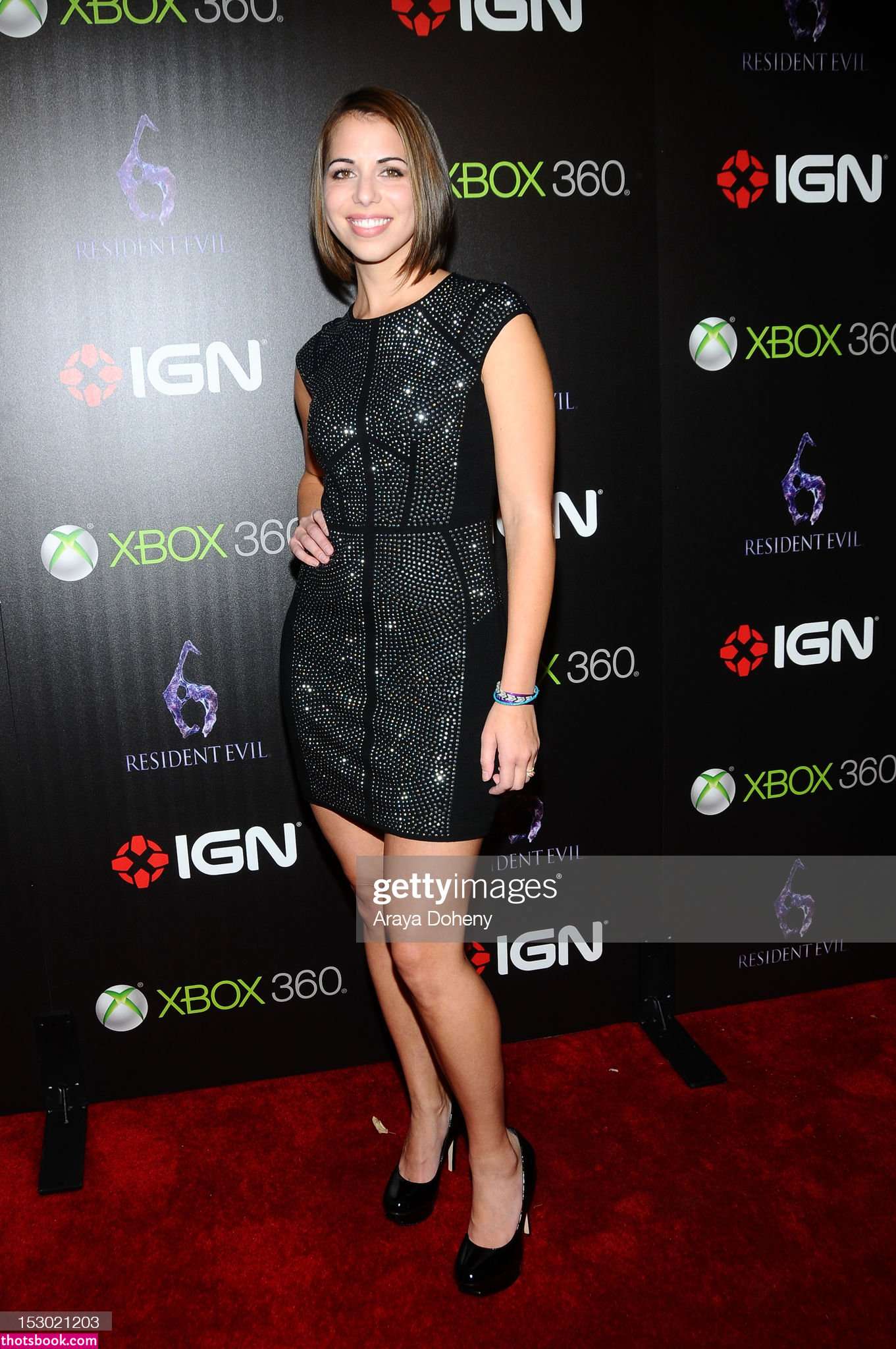 Laura Bailey Photo #43